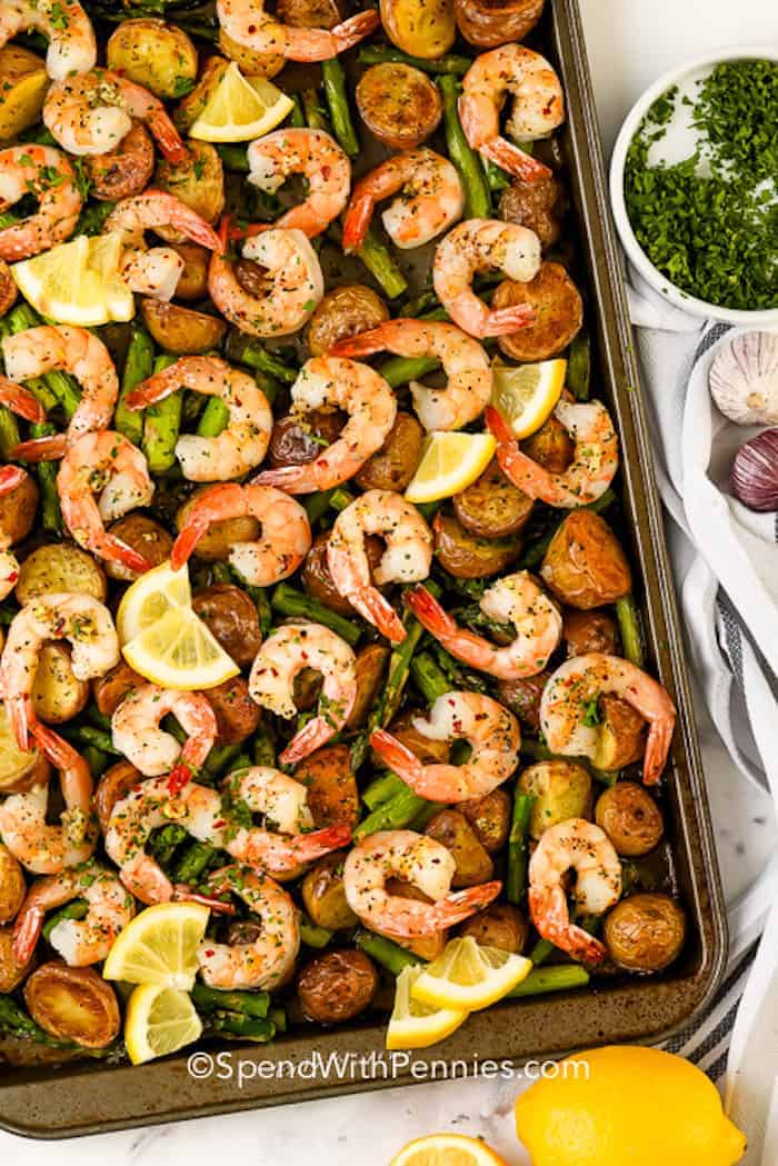 Spicy Shrimp Sheet Pan with Garlic Bread and Cauliflower Rice