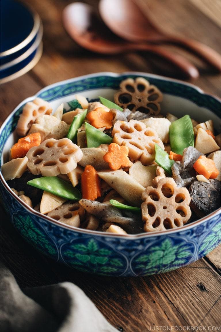 Authentic Japanese Kombu-Dashi Simmered Vegetables