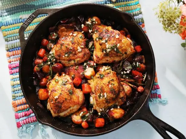 Low-Profile One-Pan Chicken and Veggie Skillet