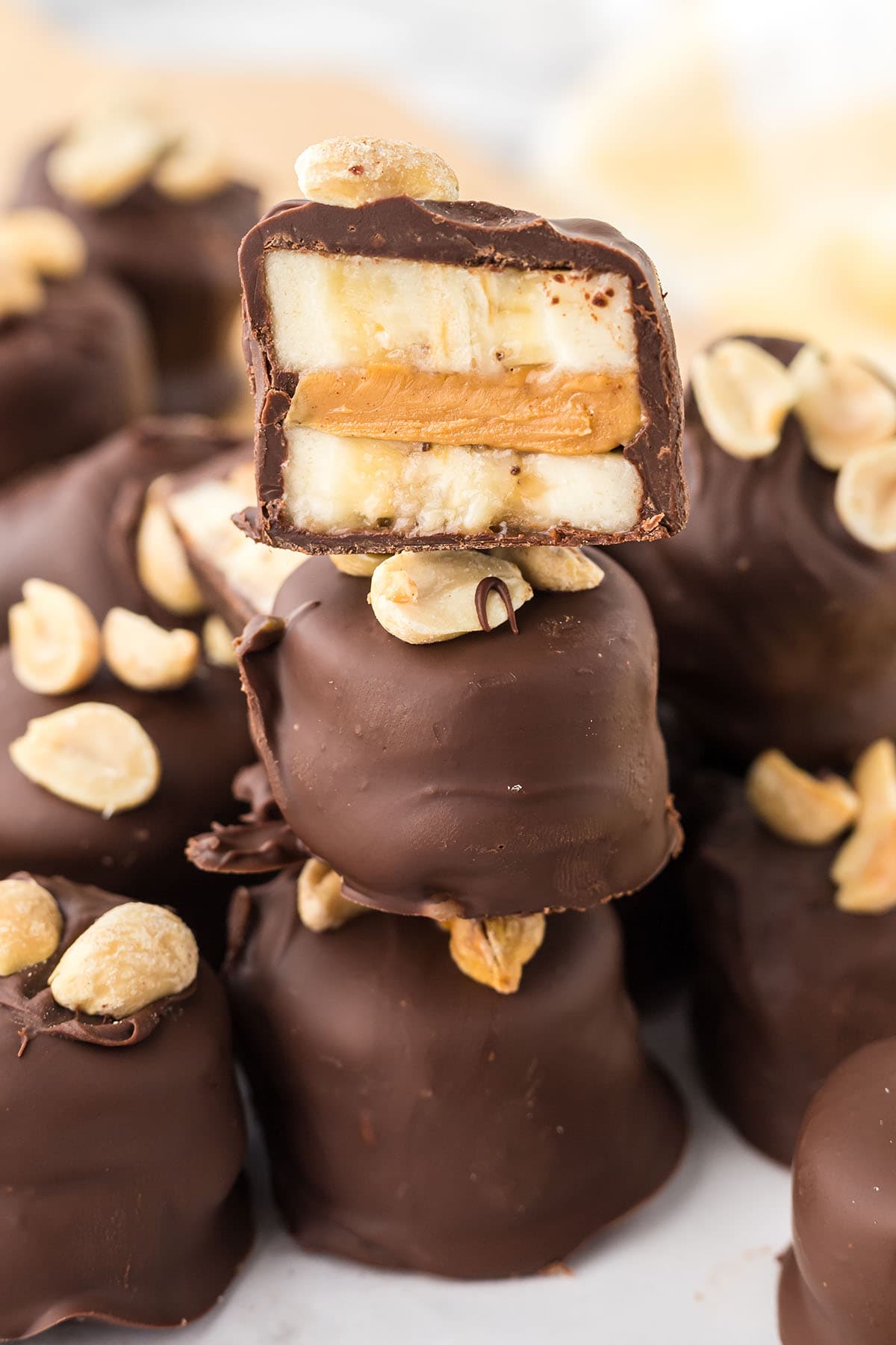 No-Bake Chocolate Banana Peanut Butter Energy Bites