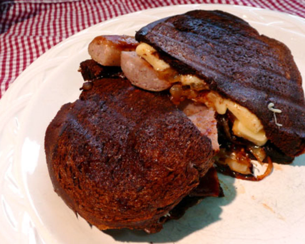 Barbecue Sausage and Beetroot Sandwich with Caramelized Onions