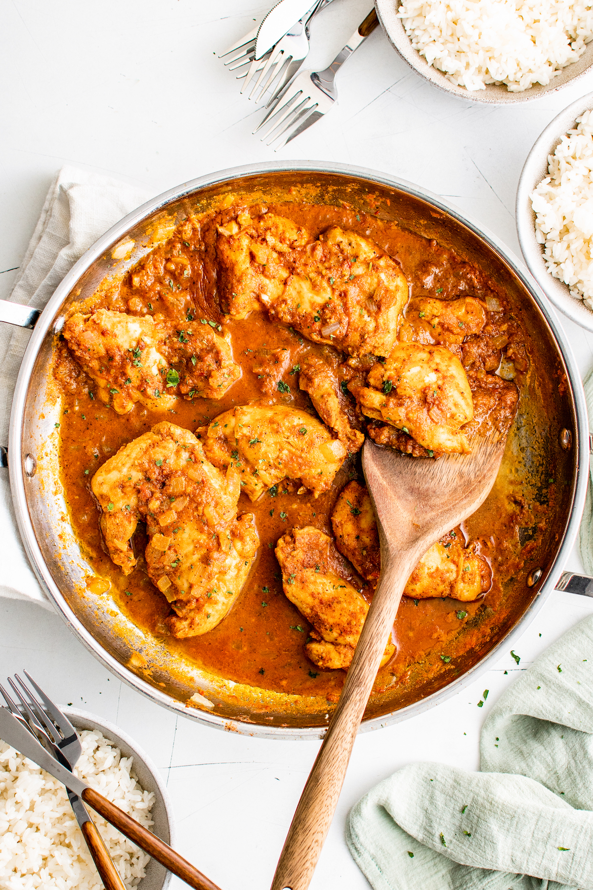 Slow-Simmered Salvadoran Chicken with Tomato and Achiote