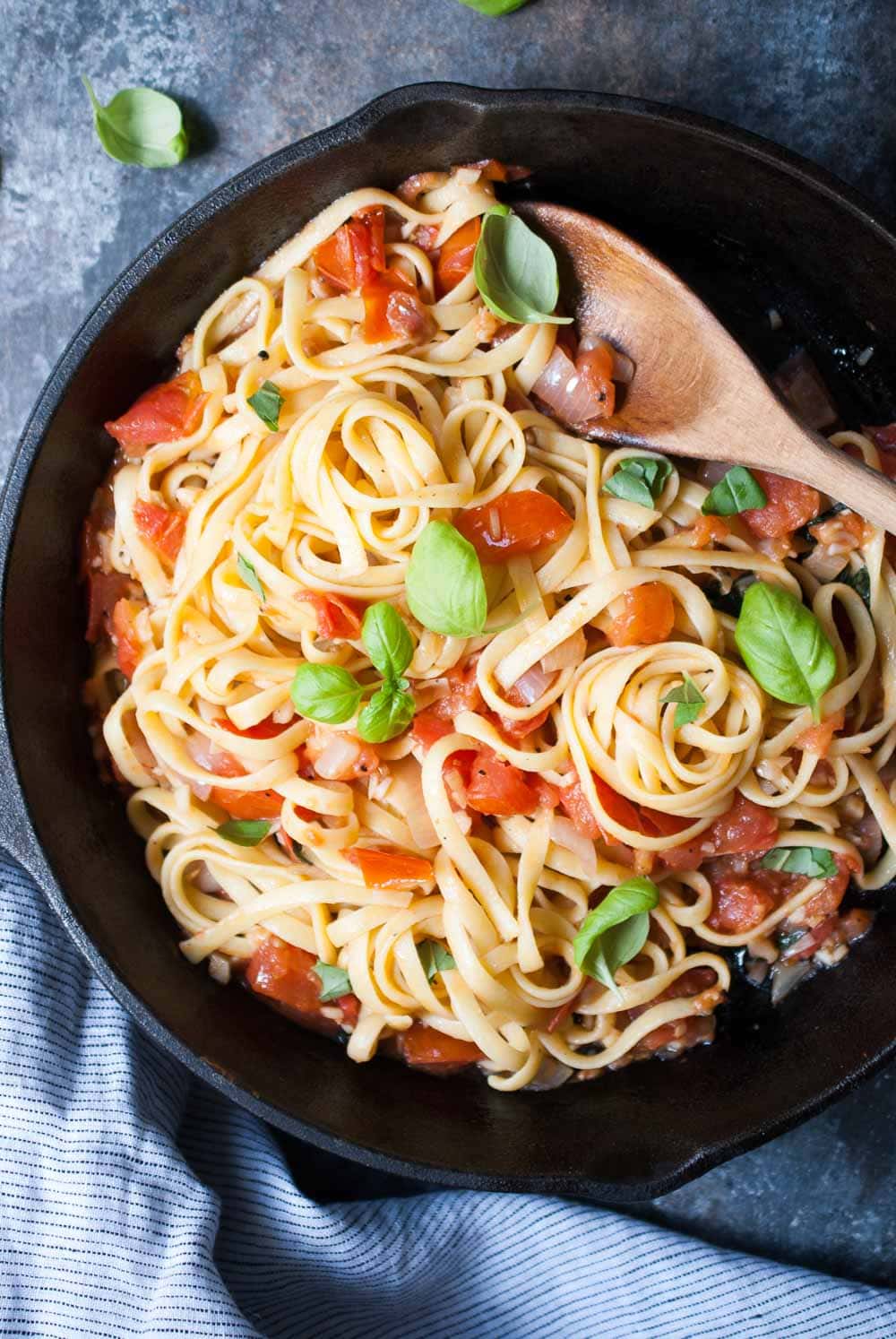 Regional Fresh Tomato and Basil Pasta with Garlic Olive Oil