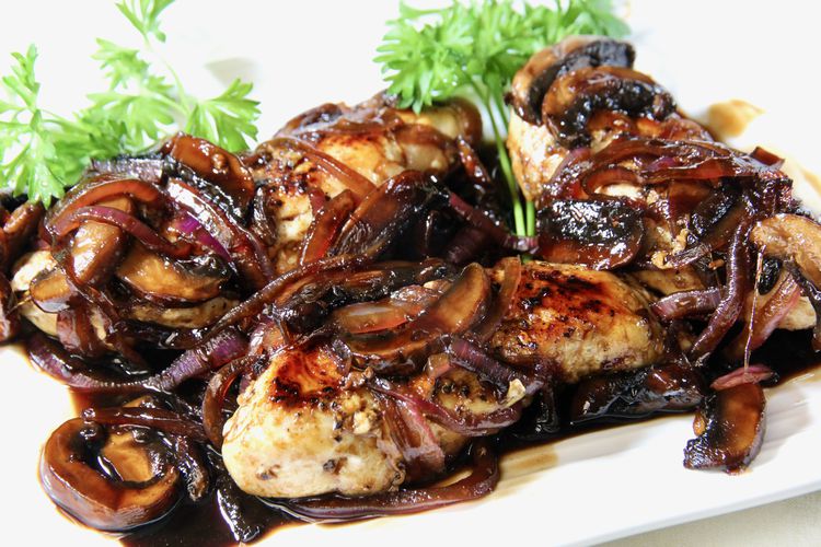 Vintage Aged Balsamic Glazed Chicken