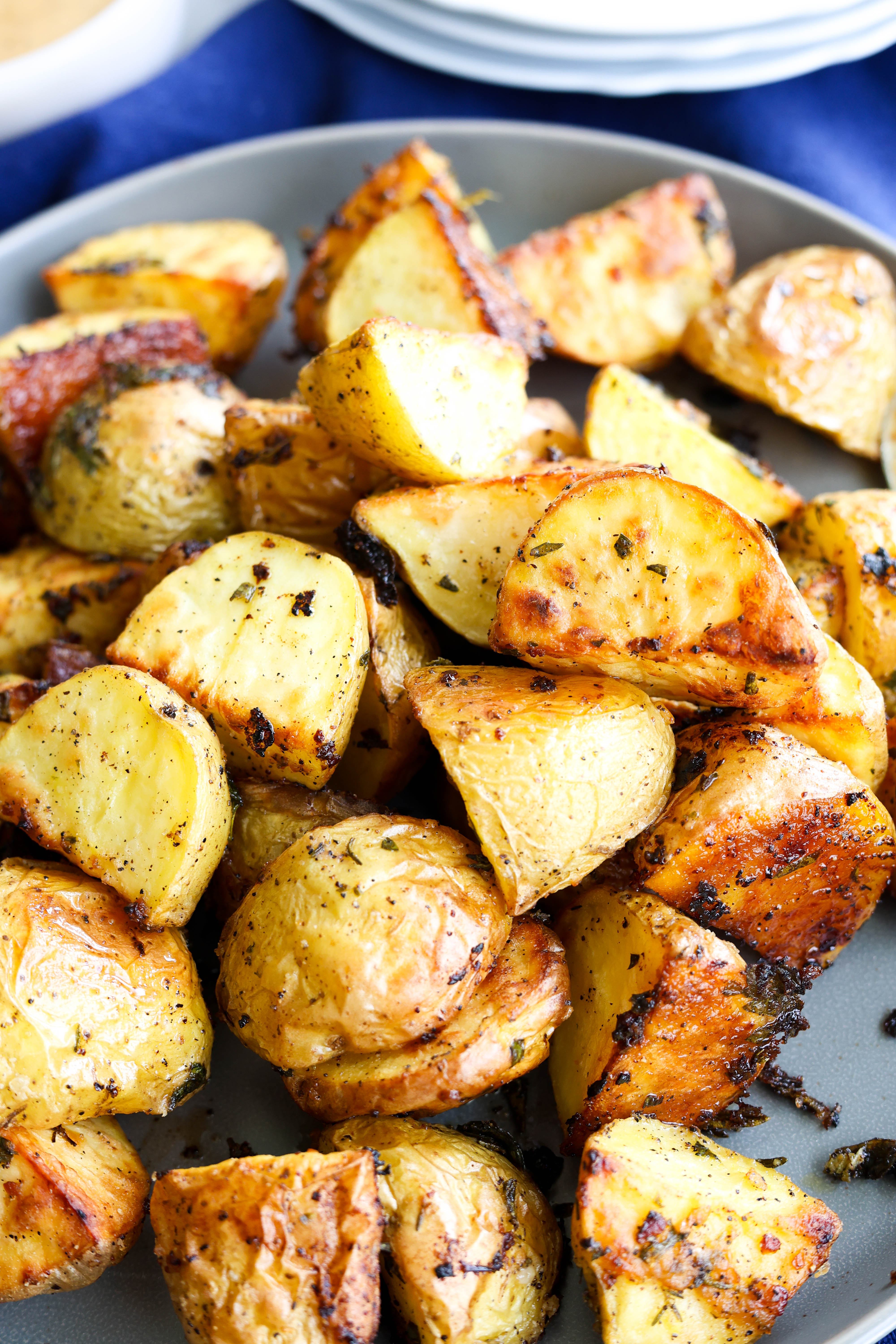 Oven-Roasted Garlic and Herb Potatoes