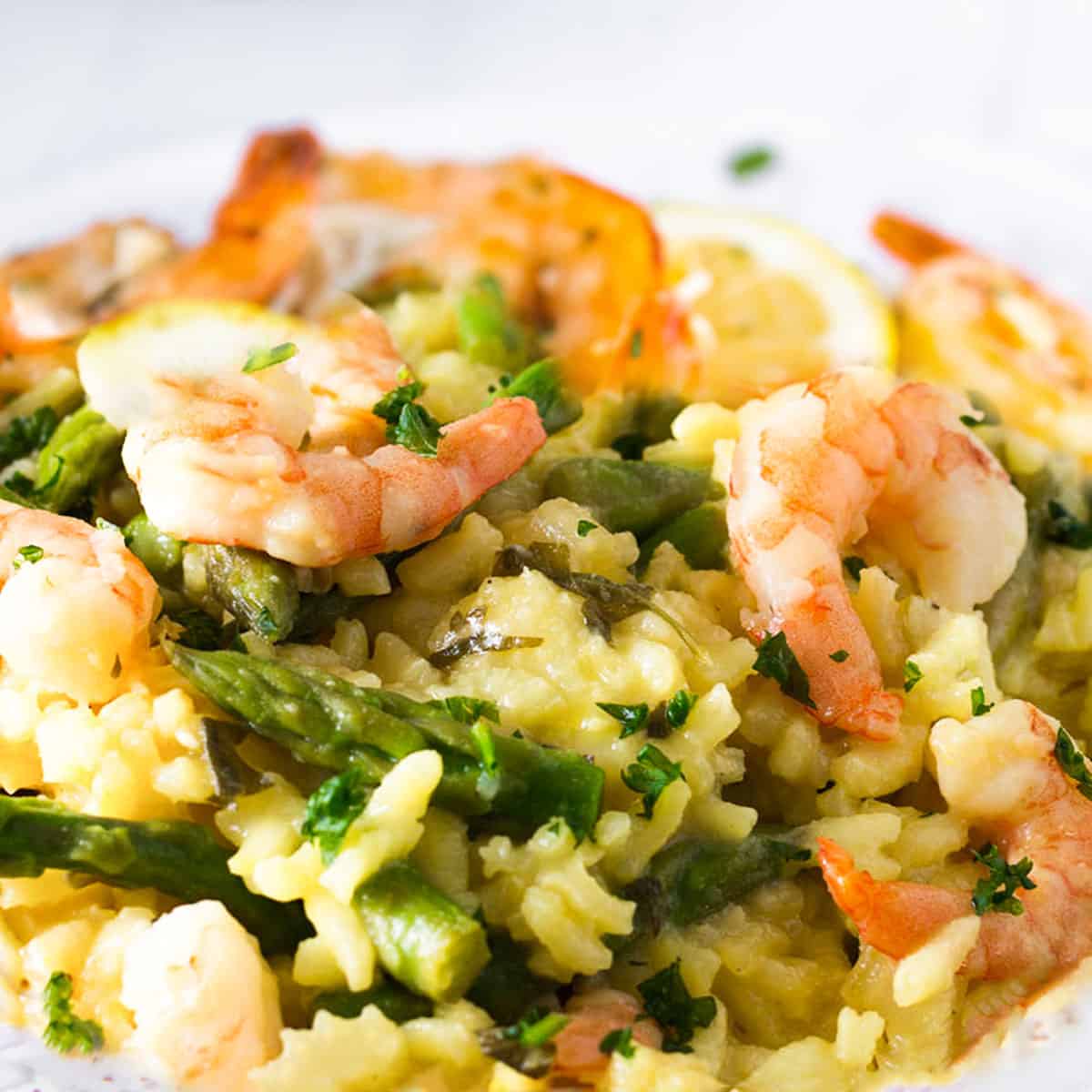 One-Pot Garlic Butter Shrimp and Asparagus Risotto