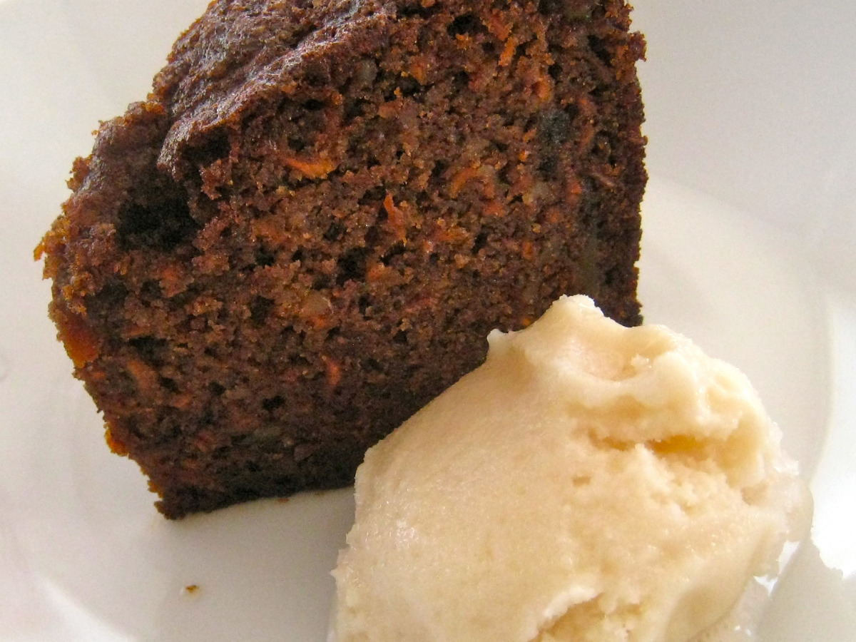Jones' Spiced Carrot Cake