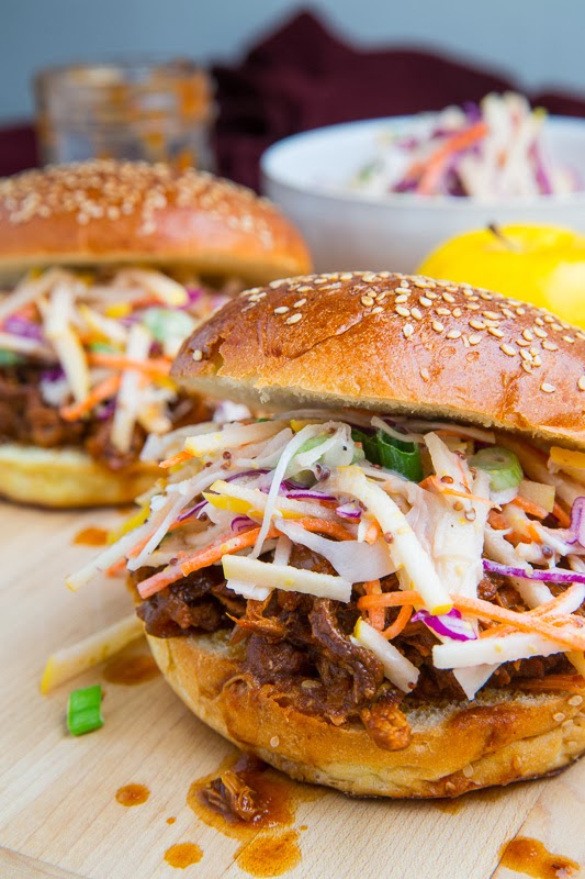 Smoky Memphis-Style Pulled Pork Sandwich with Tangy Coleslaw