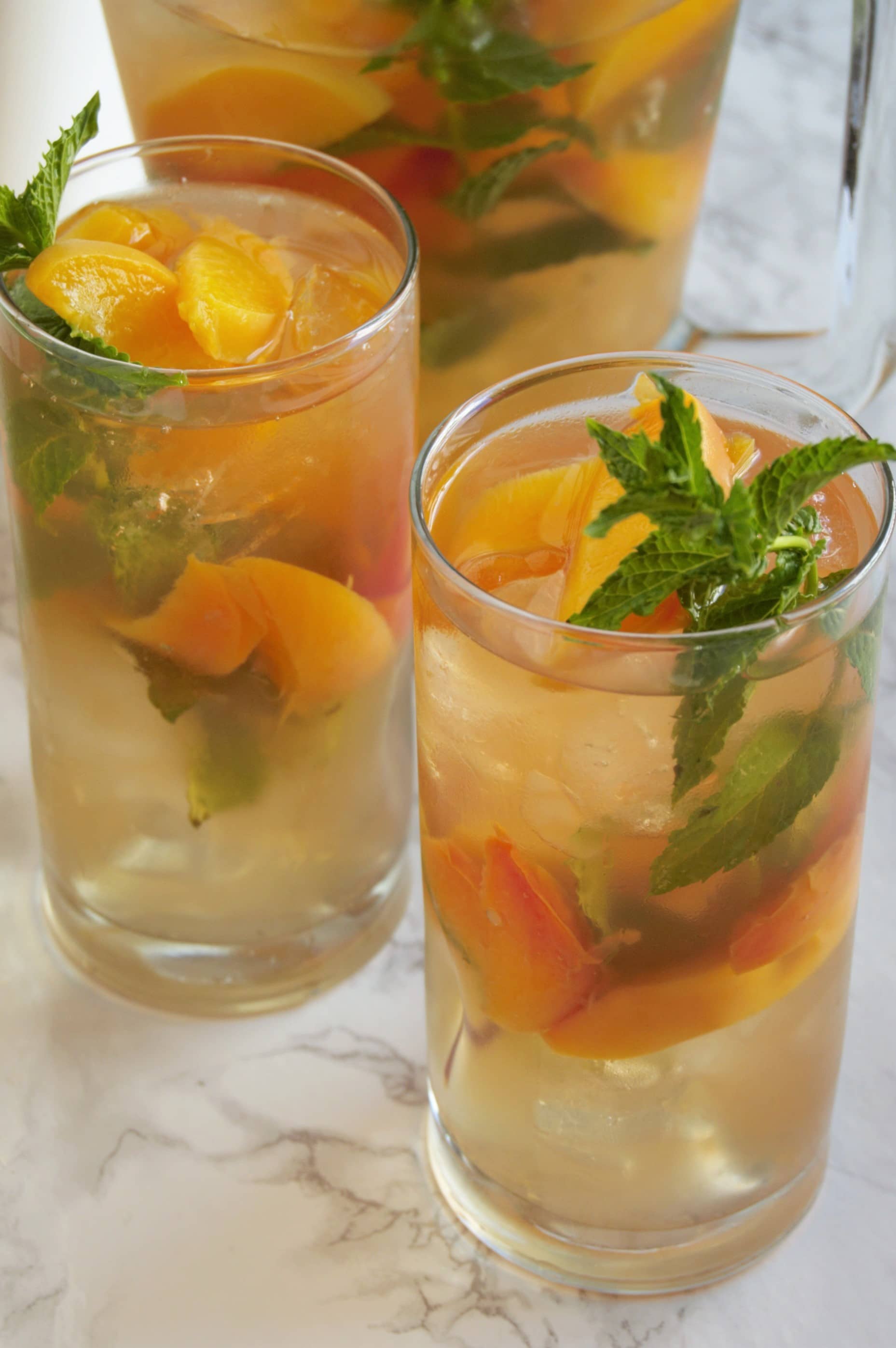 Peach and Mint Iced Green Tea with Honey