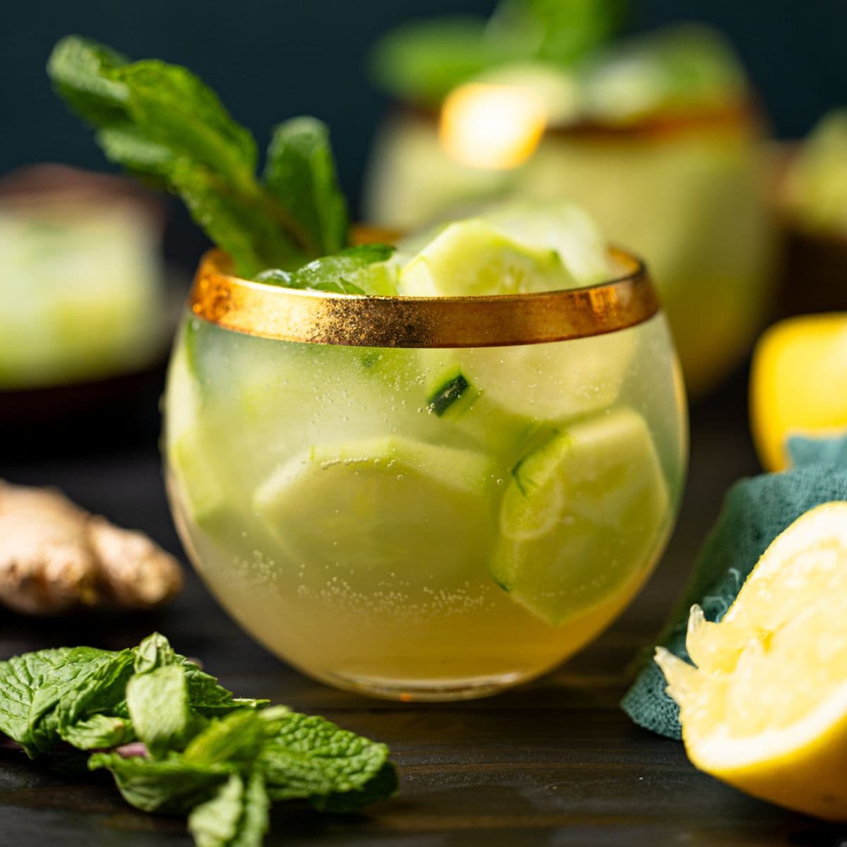 Sparkling Ginger-Lime Mocktail with Mint and Cucumber