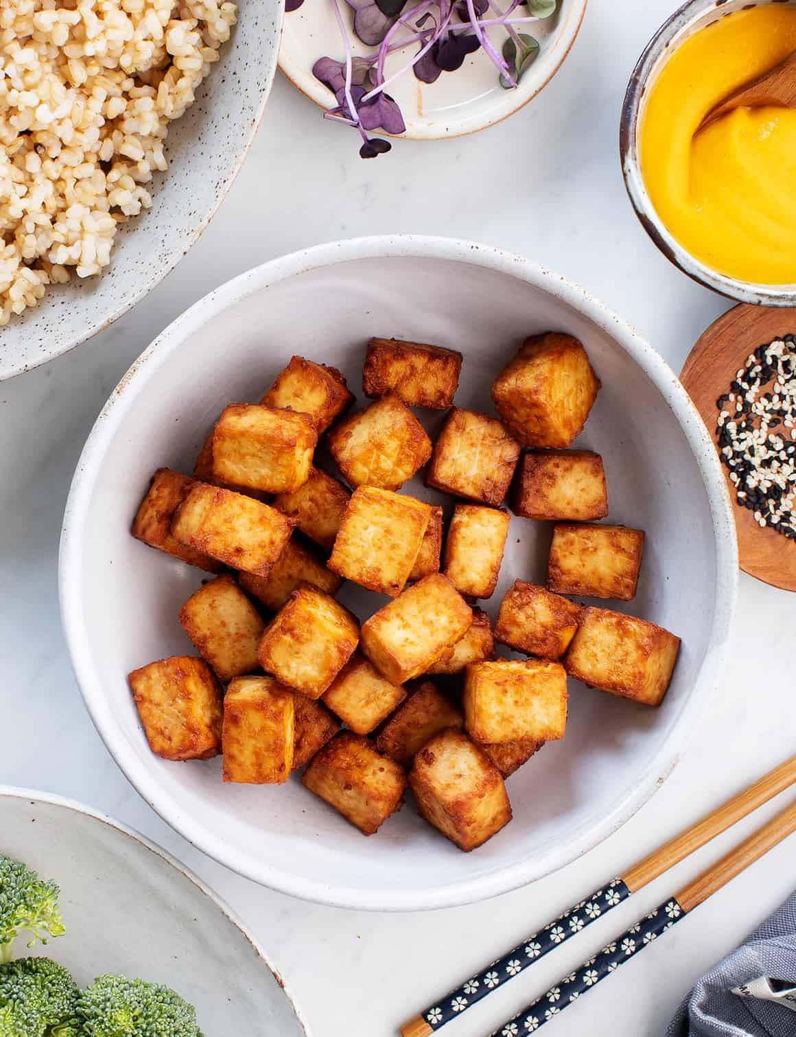 Crispy Air-Fried Tofu with Spicy Garlic Sauce