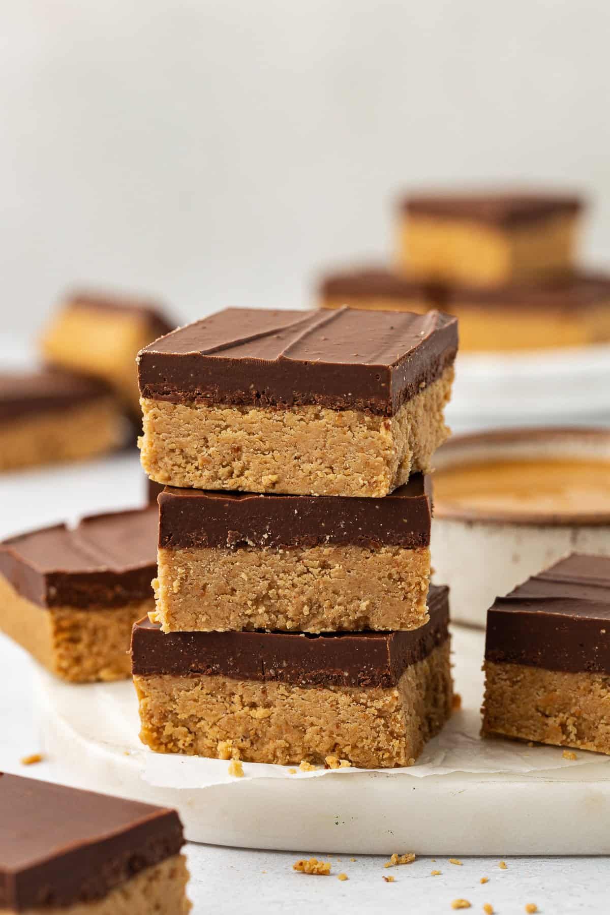 No-Bake Peanut Butter Chocolate Bars with Graham Cracker Crust