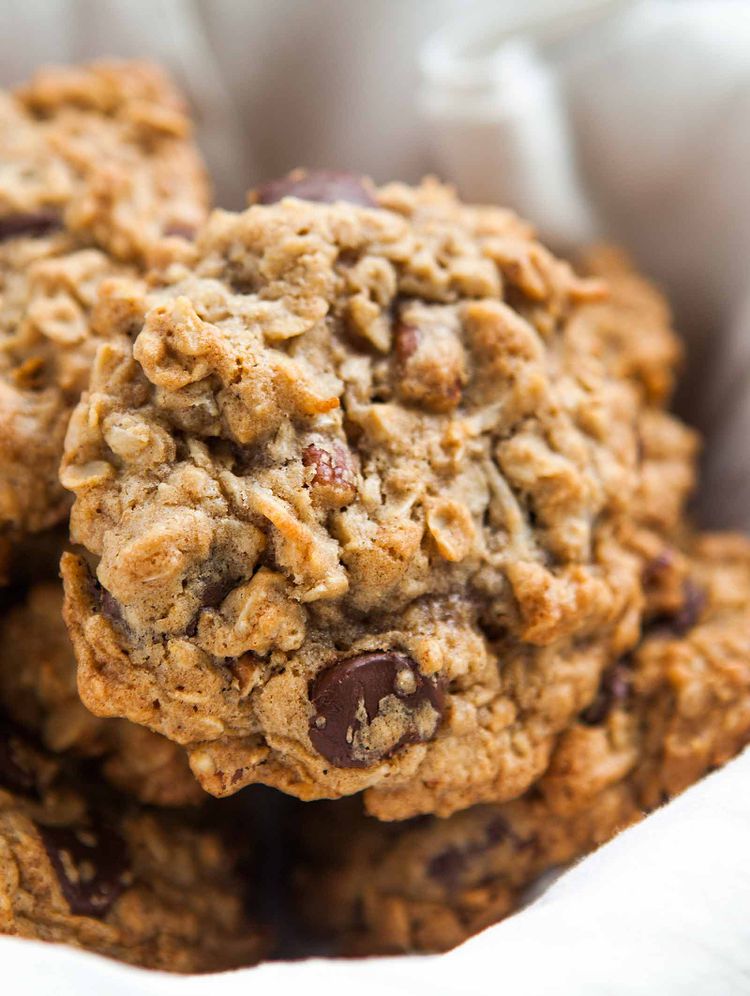 Brown Butter Oatmeal Chocolate Chip Cookies