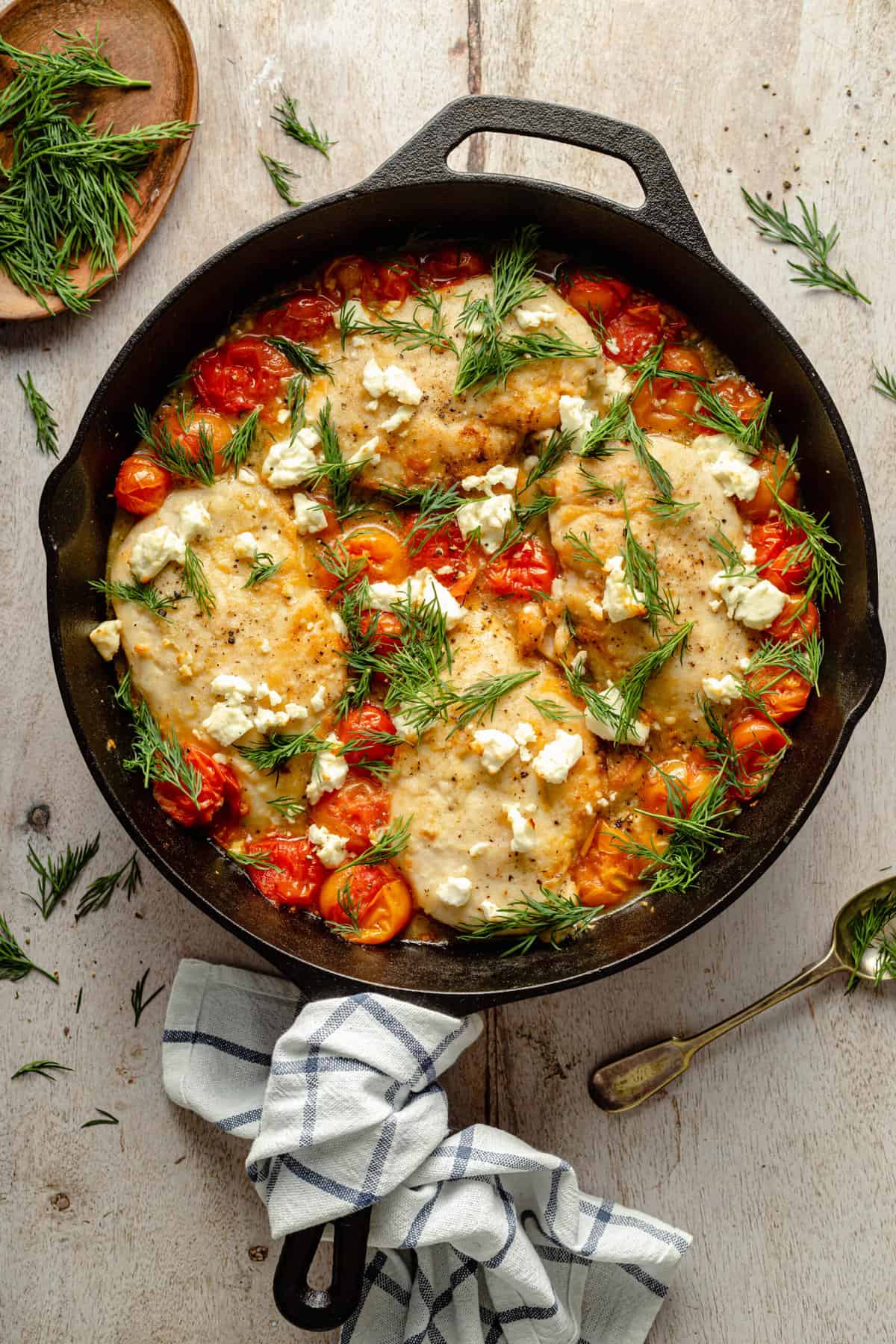 Pan-Seared Chicken with Garlic and Cherry Tomato Sauté
