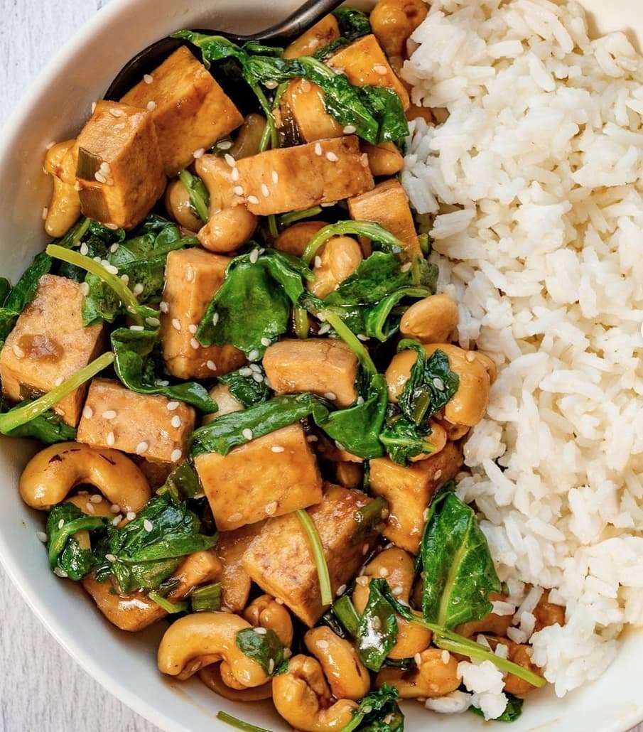 Stir-Fried Tofu with Garlic-Ginger Broccoli and Cashew Sauce