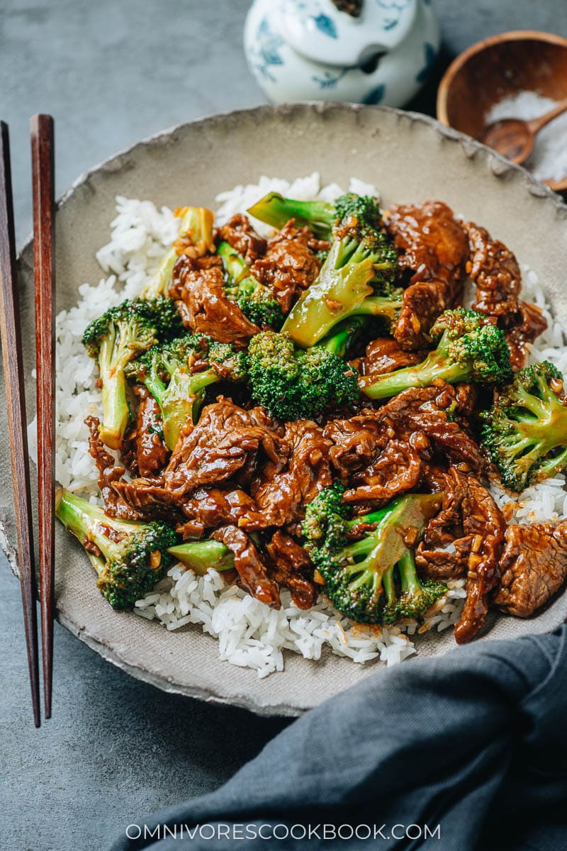 Spicy Szechuan Stir-Fried Beef with Broccoli