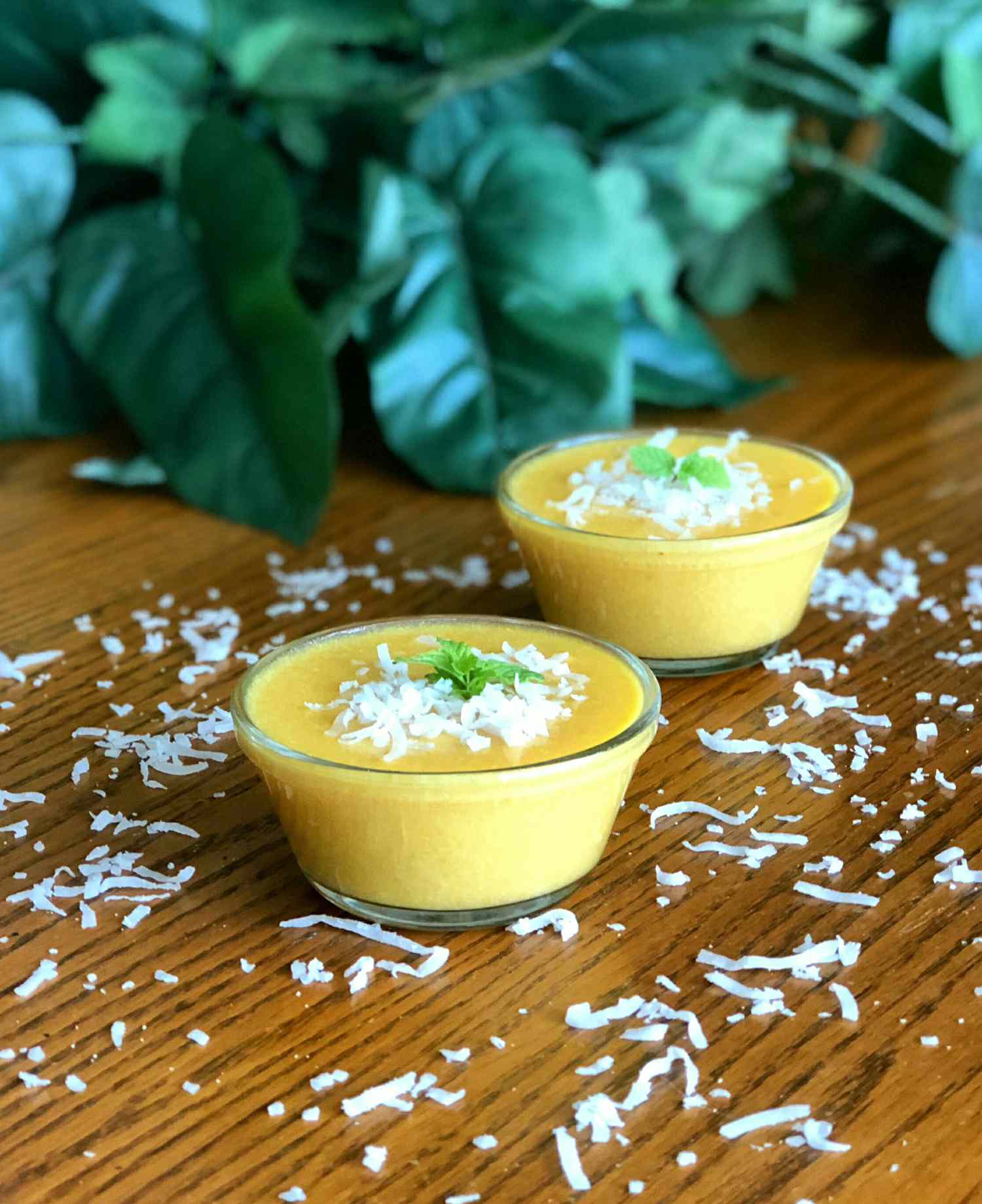No-Bake Mango Coconut Pudding Cups