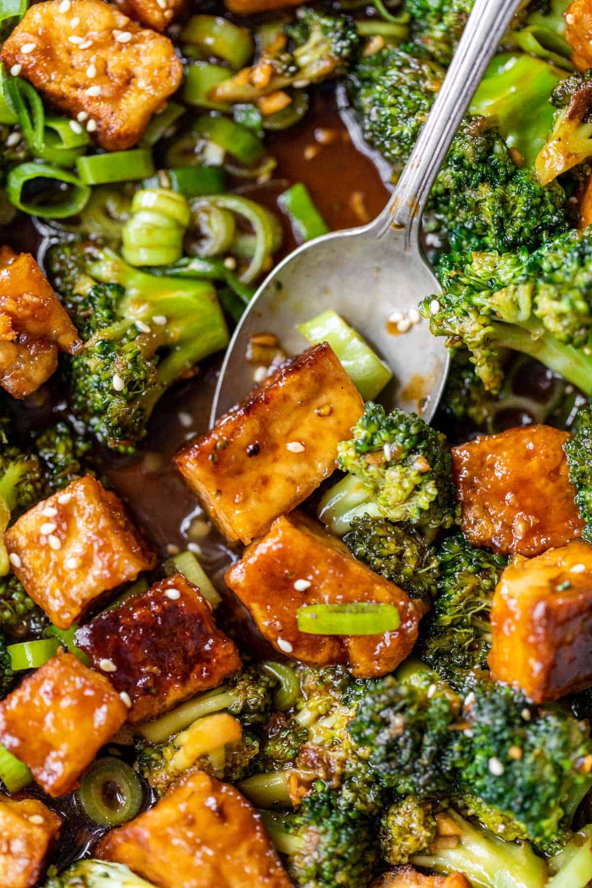 Quick Stir-Fried Tofu with Broccoli and Ginger Soy Glaze