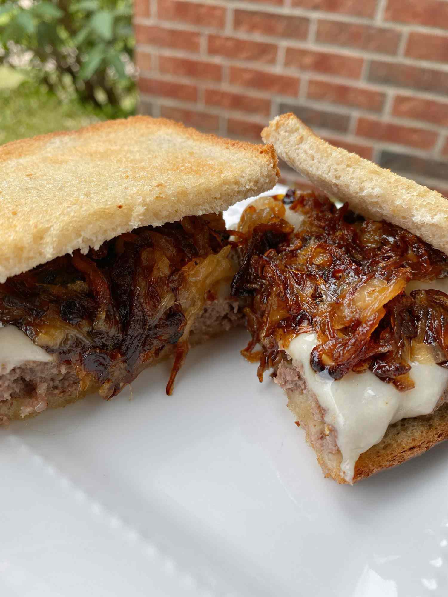 Classic American Diner-Style Patty Melt with Caramelized Onions