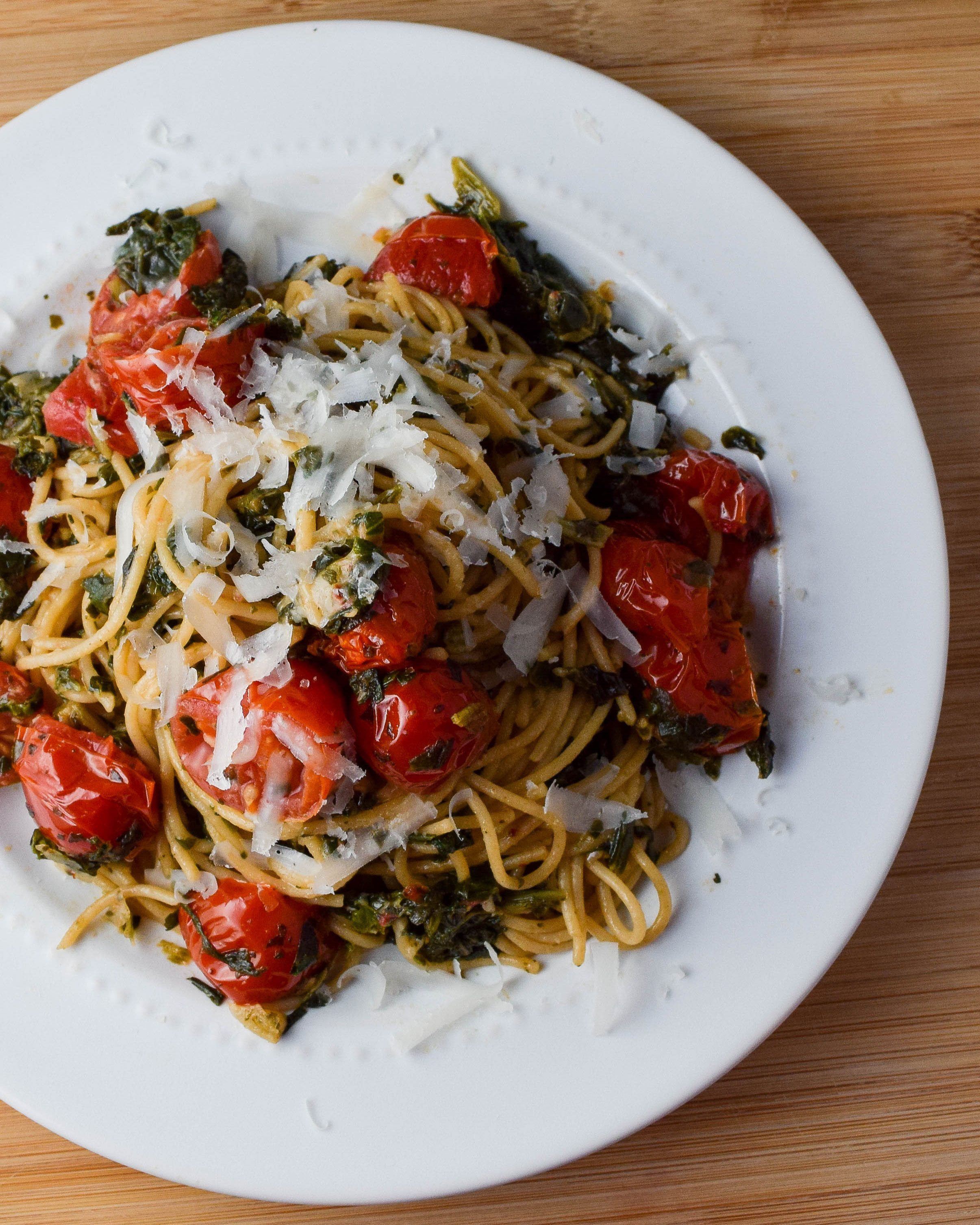 Herb-Roasted Cherry Tomato and Spinach Pasta