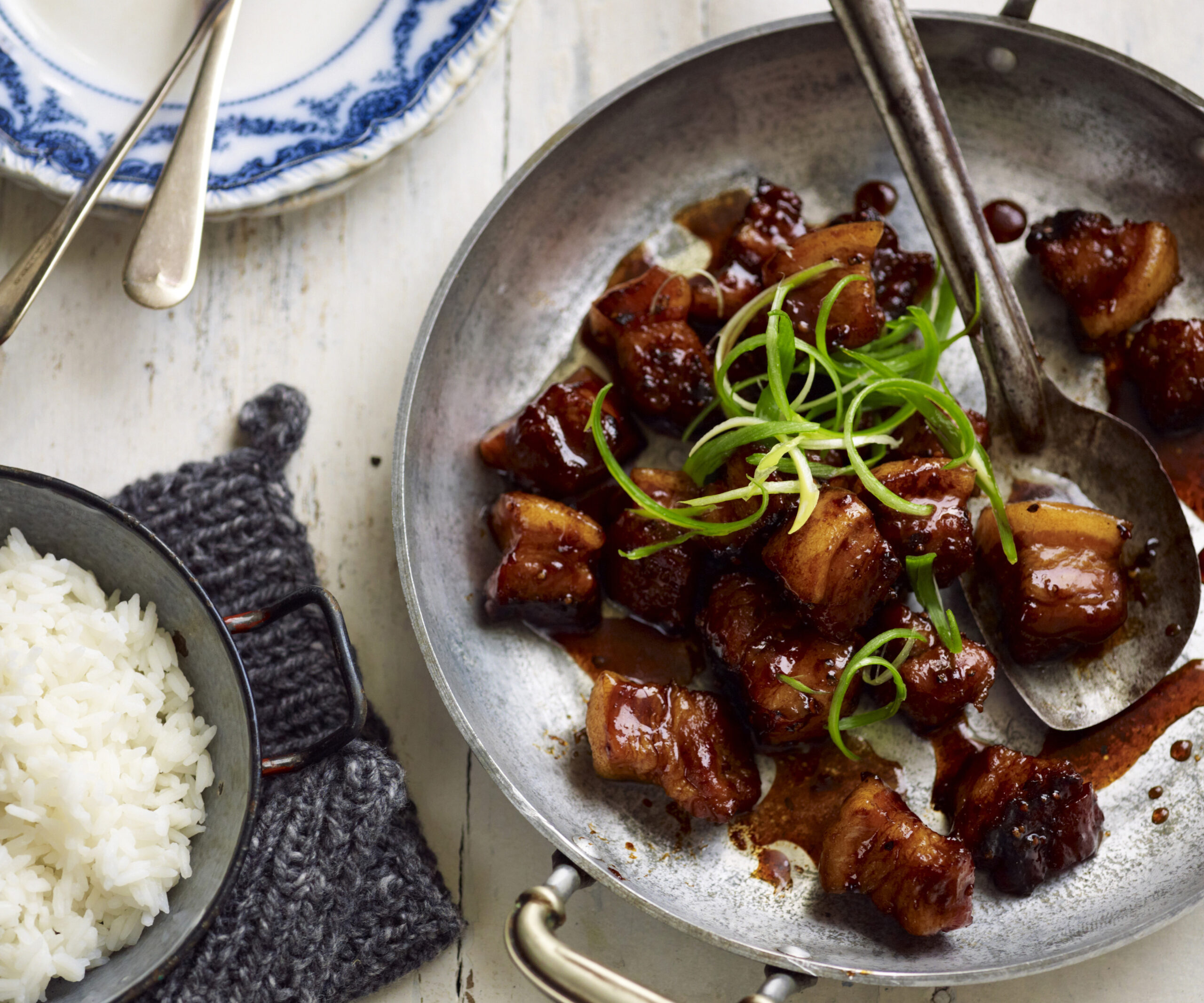 Stir-Fried Pork with Hyperleveled White Pepper and Garlic