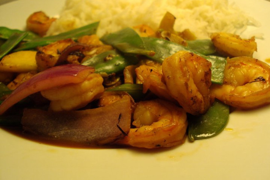 Lemon-Ginger Shrimp Stir-Fry with Snow Peas