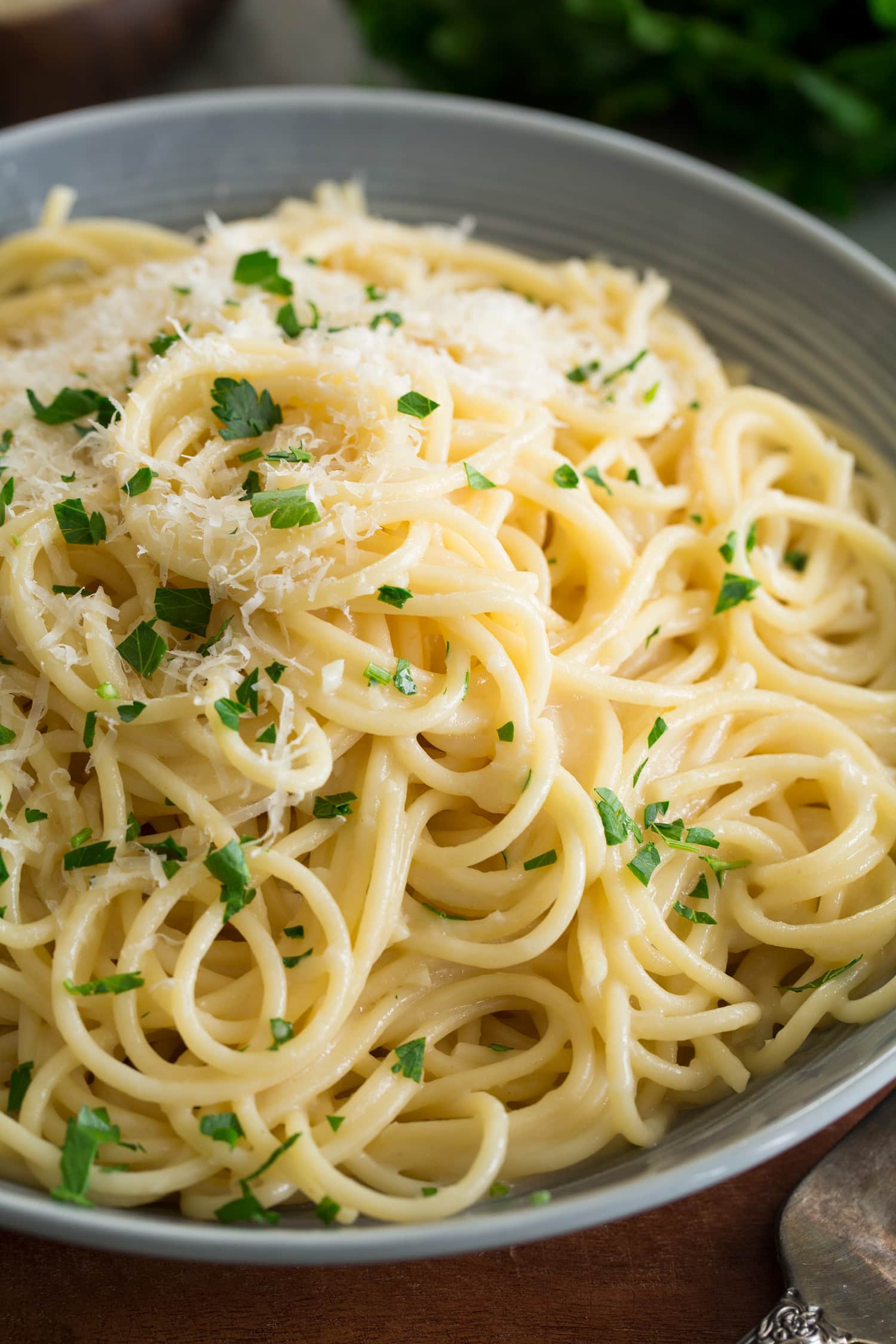Seven-Ingredient Quick Garlic Pasta