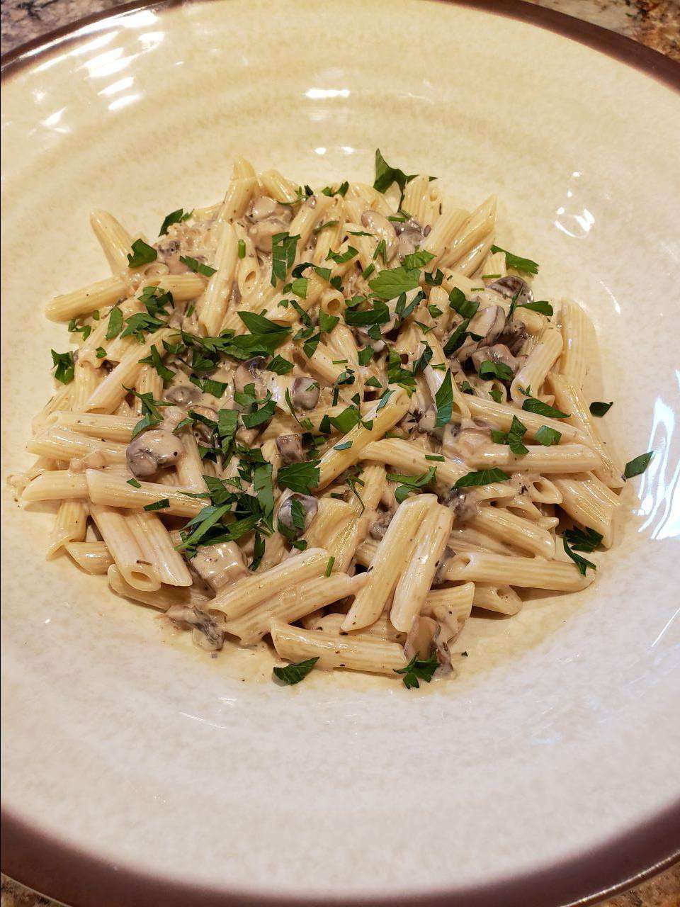 Stovetop Creamy Spinach and Mushroom Penne