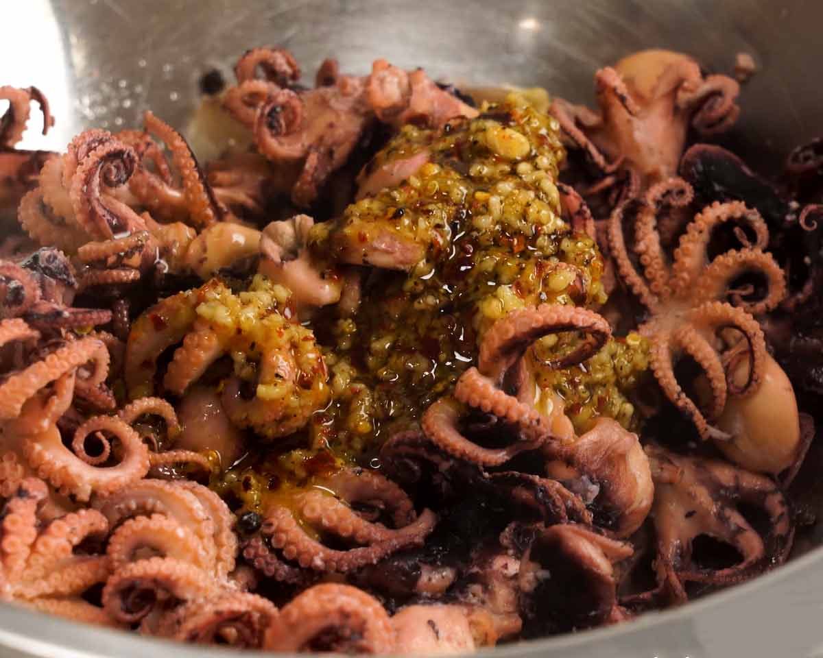 Sautéed Octopus with Garlic, Olive Oil, and Red Wine Vinegar