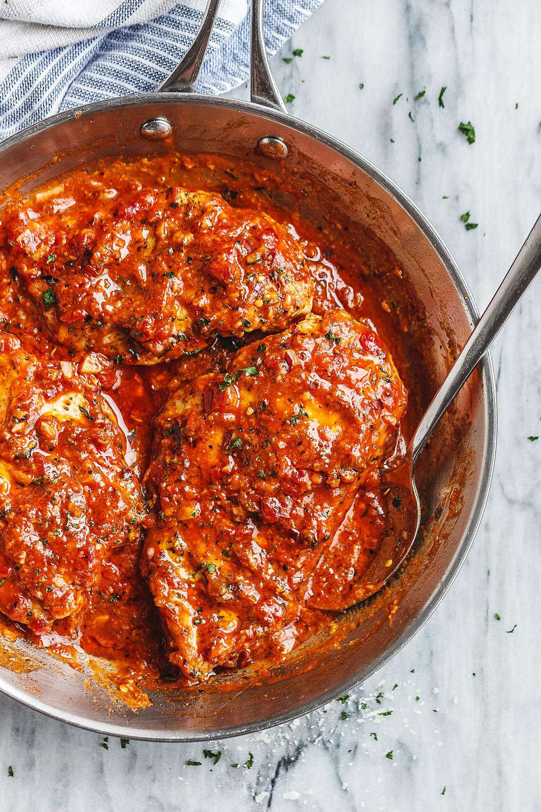 Pan-Seared Chicken with Smoky Paprika and Roasted Bell Pepper Sauce
