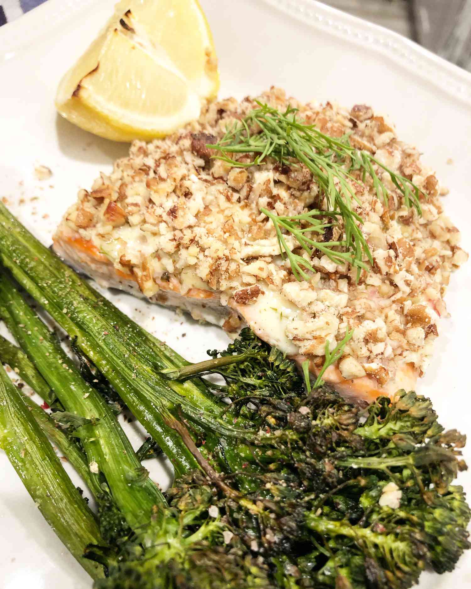 Crispy Herb-Crusted Salmon with Lemon-Dill Aioli