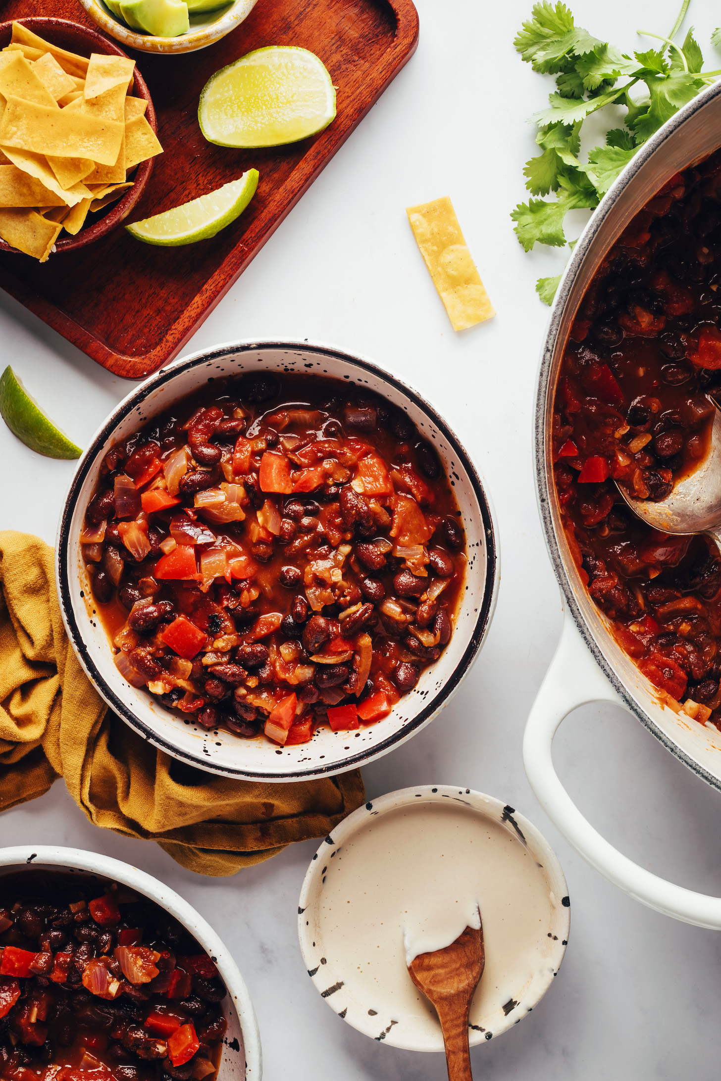 One-Pot Spicy Chipotle Beef and Black Bean Chili