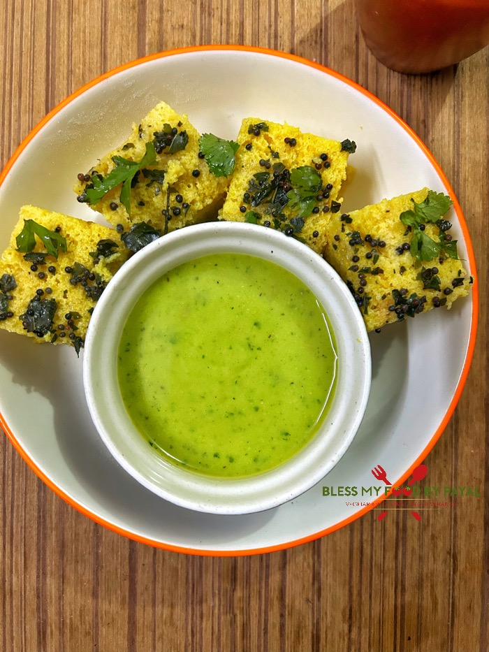 Khatta Dhokla with Tamarind and Green Chili Chutney