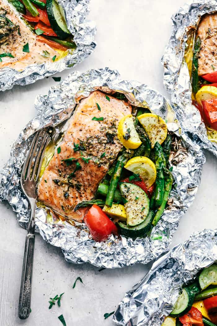 Herbed Salmon Foil Packets with Zucchini and Cherry Tomatoes