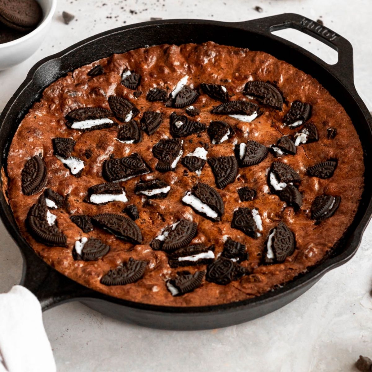 Quick No-Bake Oreo Brownie Skillet
