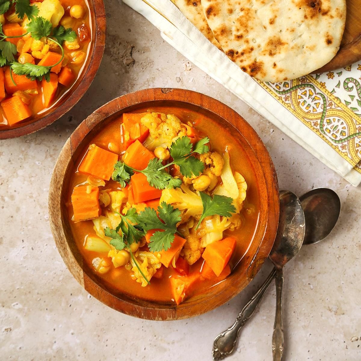Tempur-Pedic Inspired Slow Cooker Vegetable Curry
