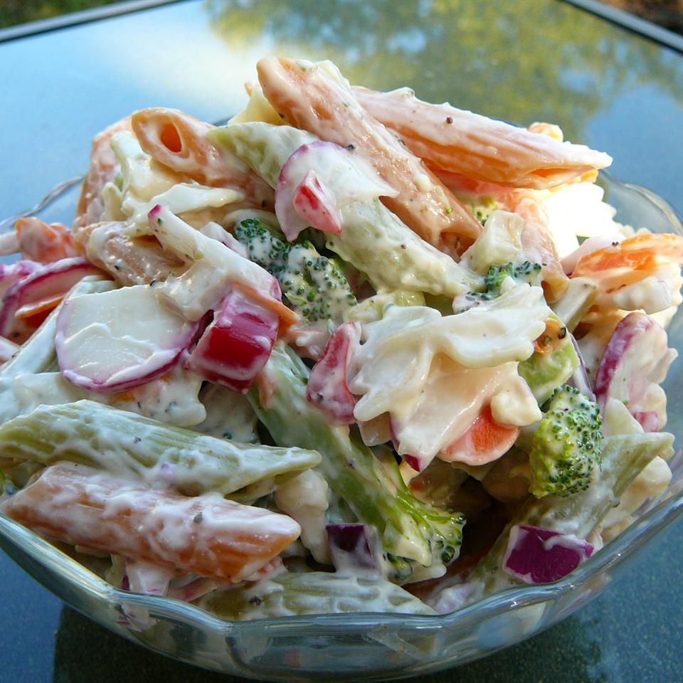 Gel-Infused Cooling Vegetable Pasta Salad
