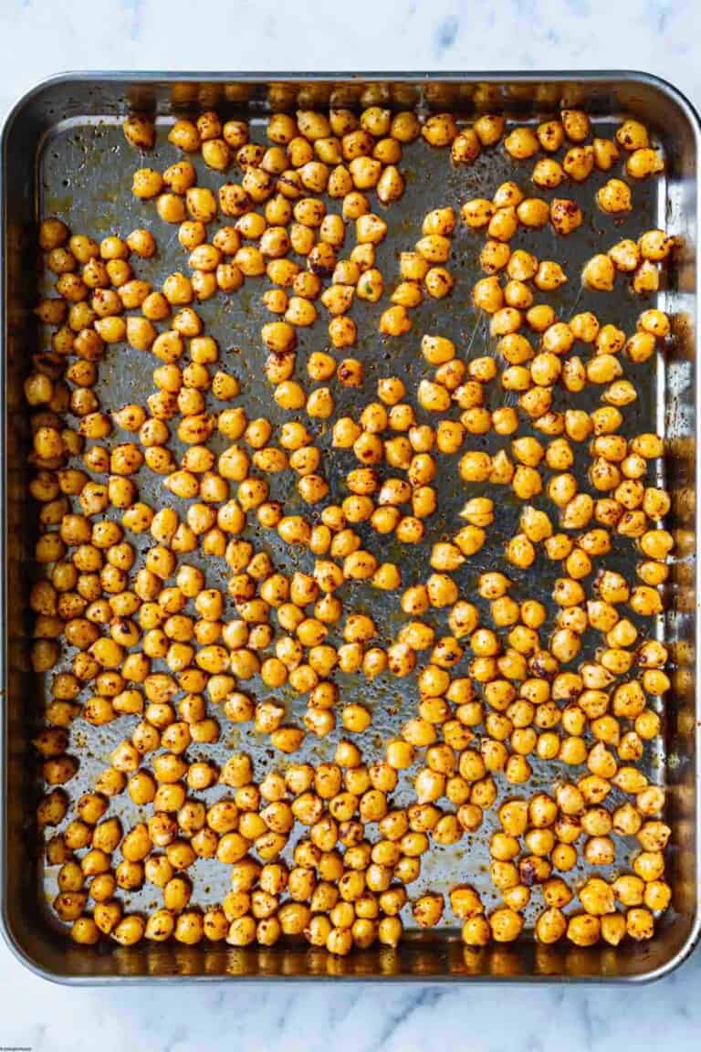 Sleep Tracker-Inspired High Protein Quinoa Salad with Roasted Chickpeas