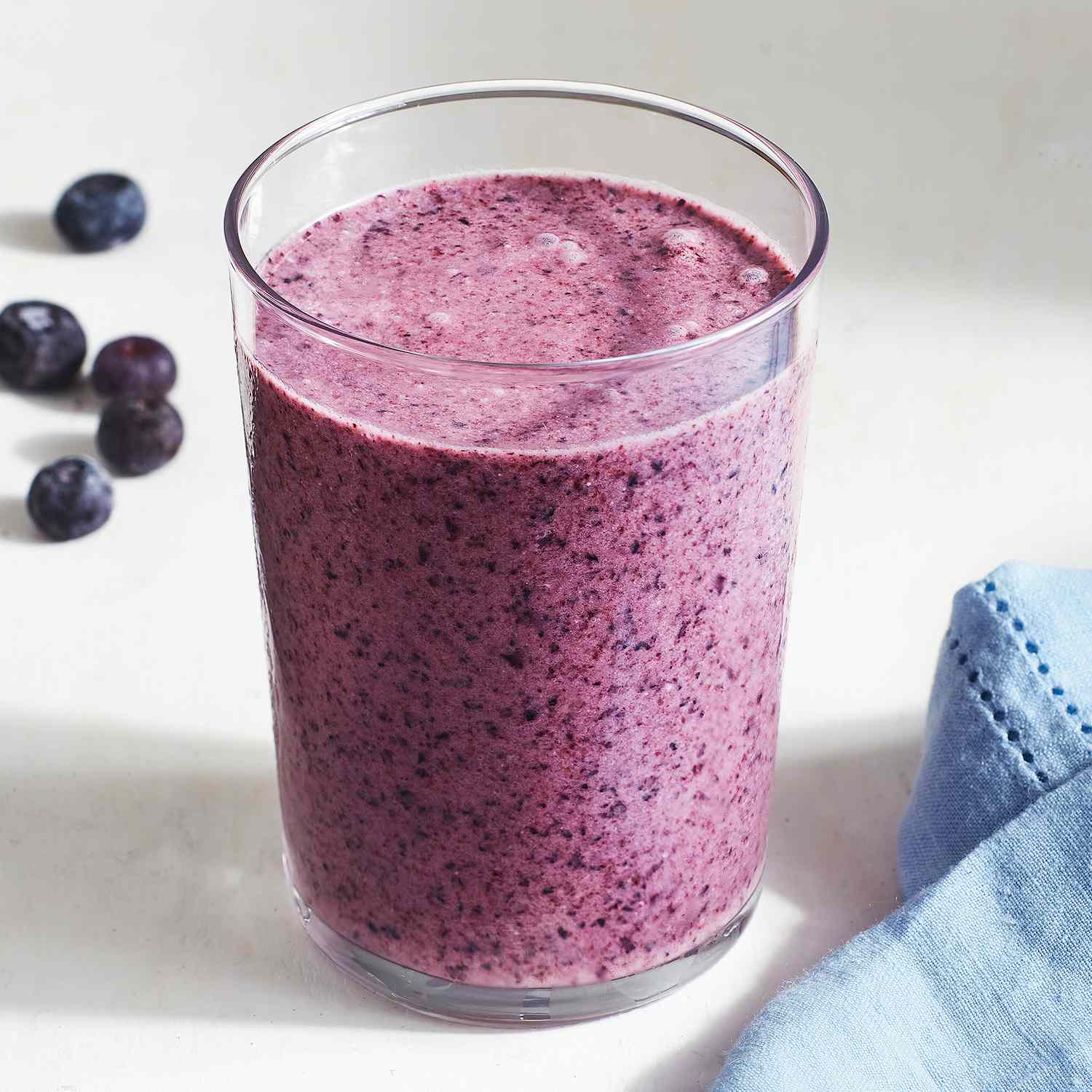 Chilled Blueberry and Coconut Smoothie Bowl