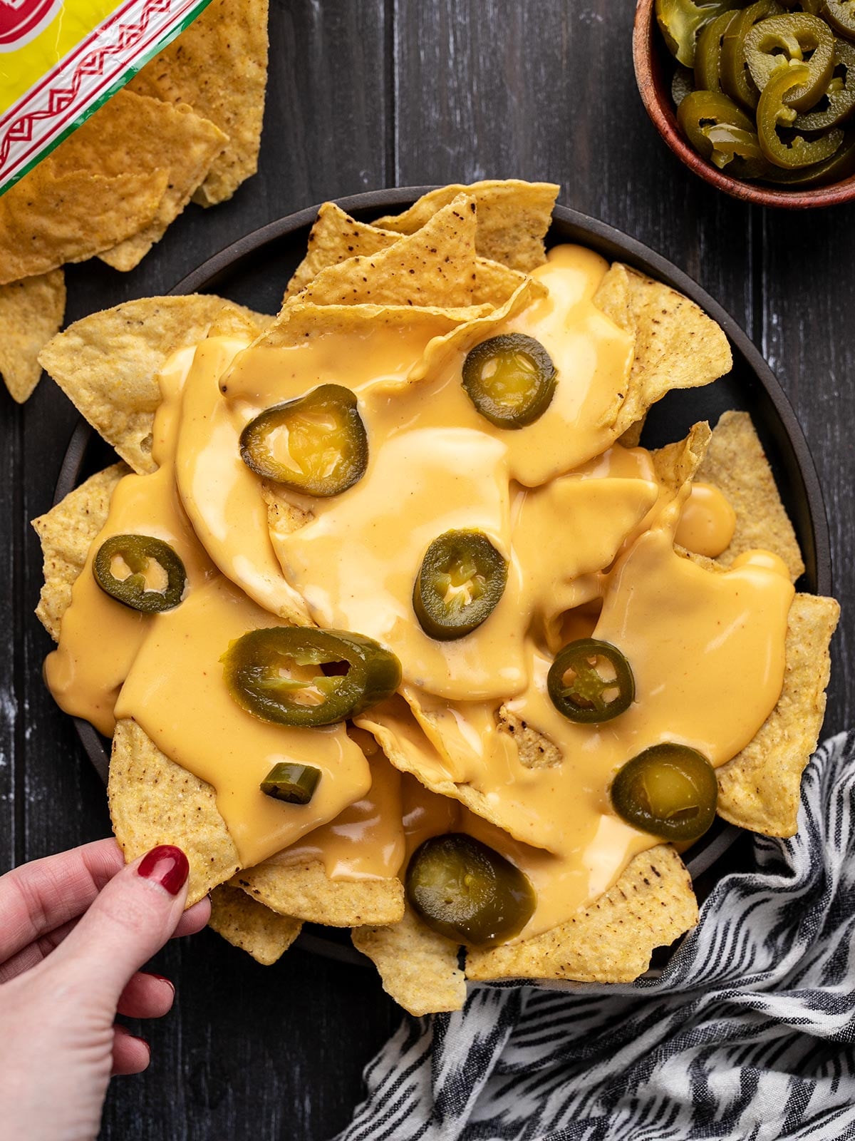 Recliner Lounge Nachos with Spiked Queso Dip