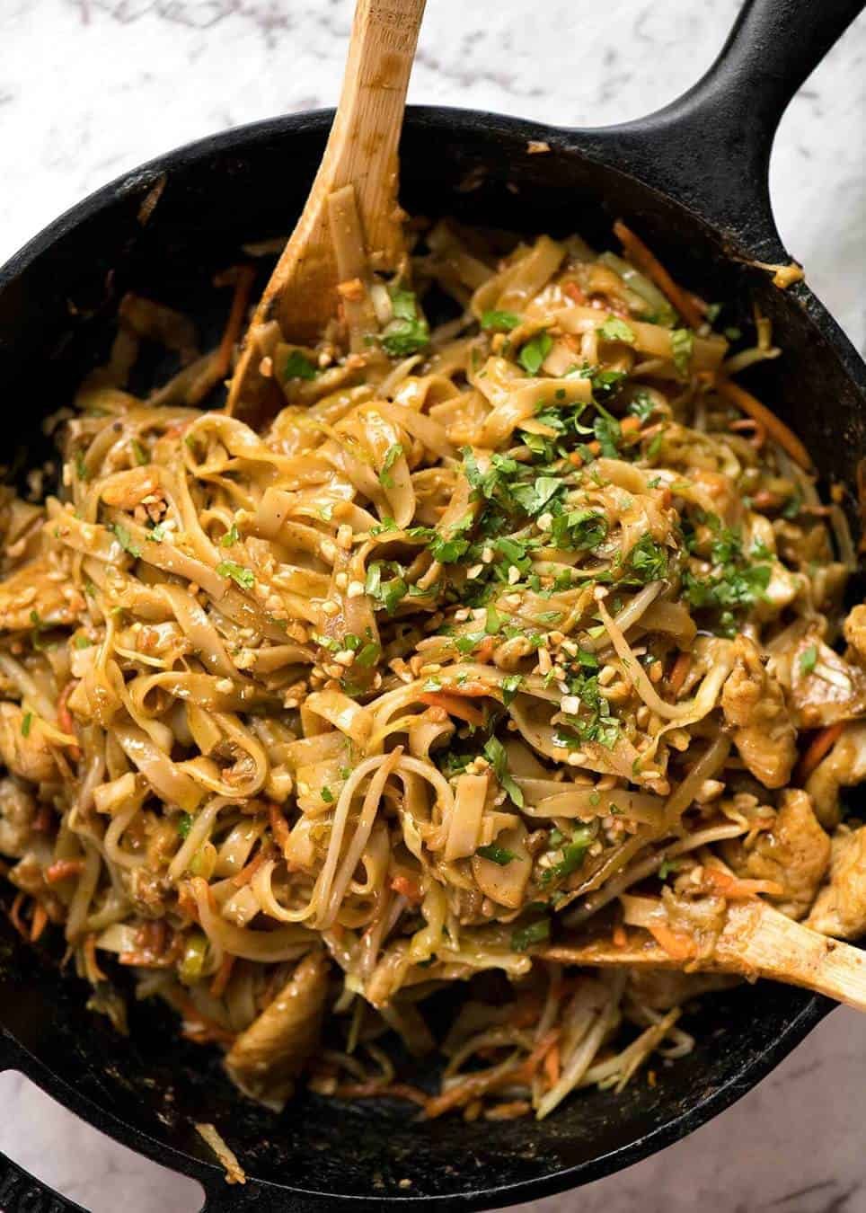 Spicy Peanut Thai Noodle Stir Fry