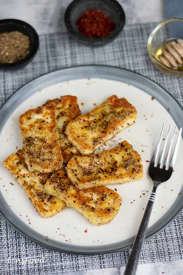 Grilled Halloumi and Za'atar Flatbread with Sumac Onions