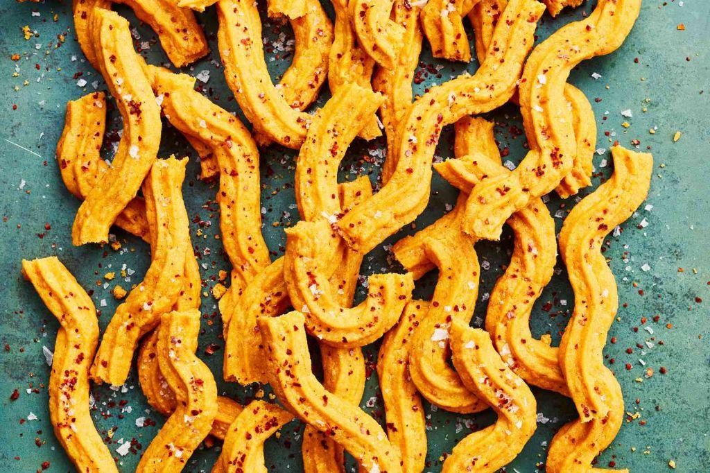 Cheddar and Chive Cheese Straws with Cajun Spice