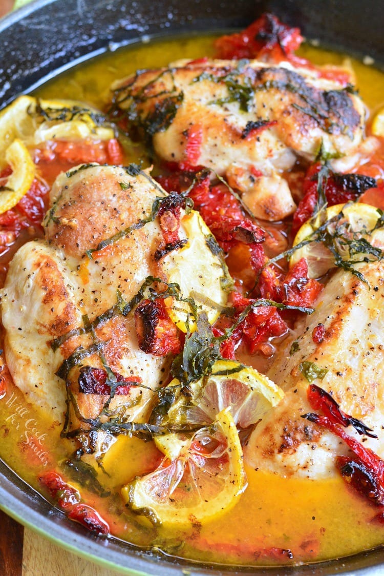 Pan-Seared Chicken with Roasted Garlic and Sundried Tomato Sauce
