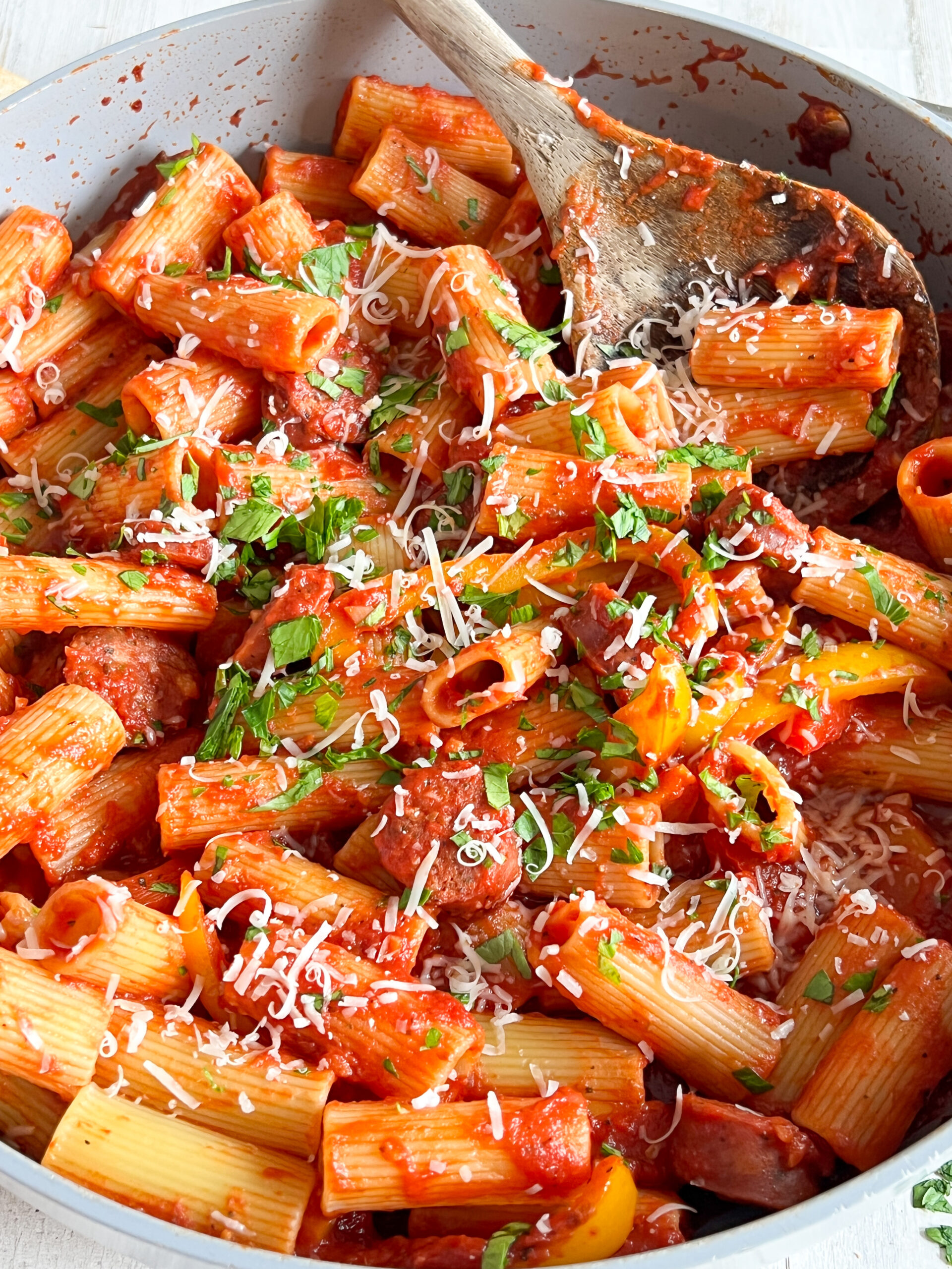 One-Pan Italian Sausage and Pepper Pasta
