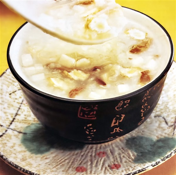 Traditional Chicken Congee with Ginseng