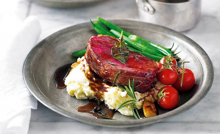 Northern Pine-Smoked Venison Steak with Juniper Berry Glaze