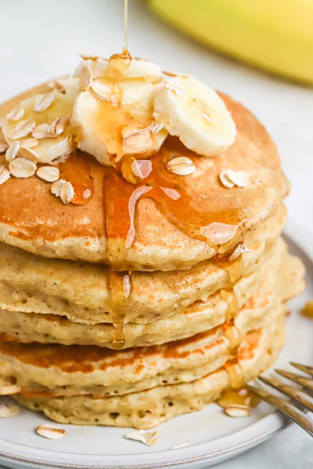 Kid-Friendly Sweet Banana Oat Pancakes