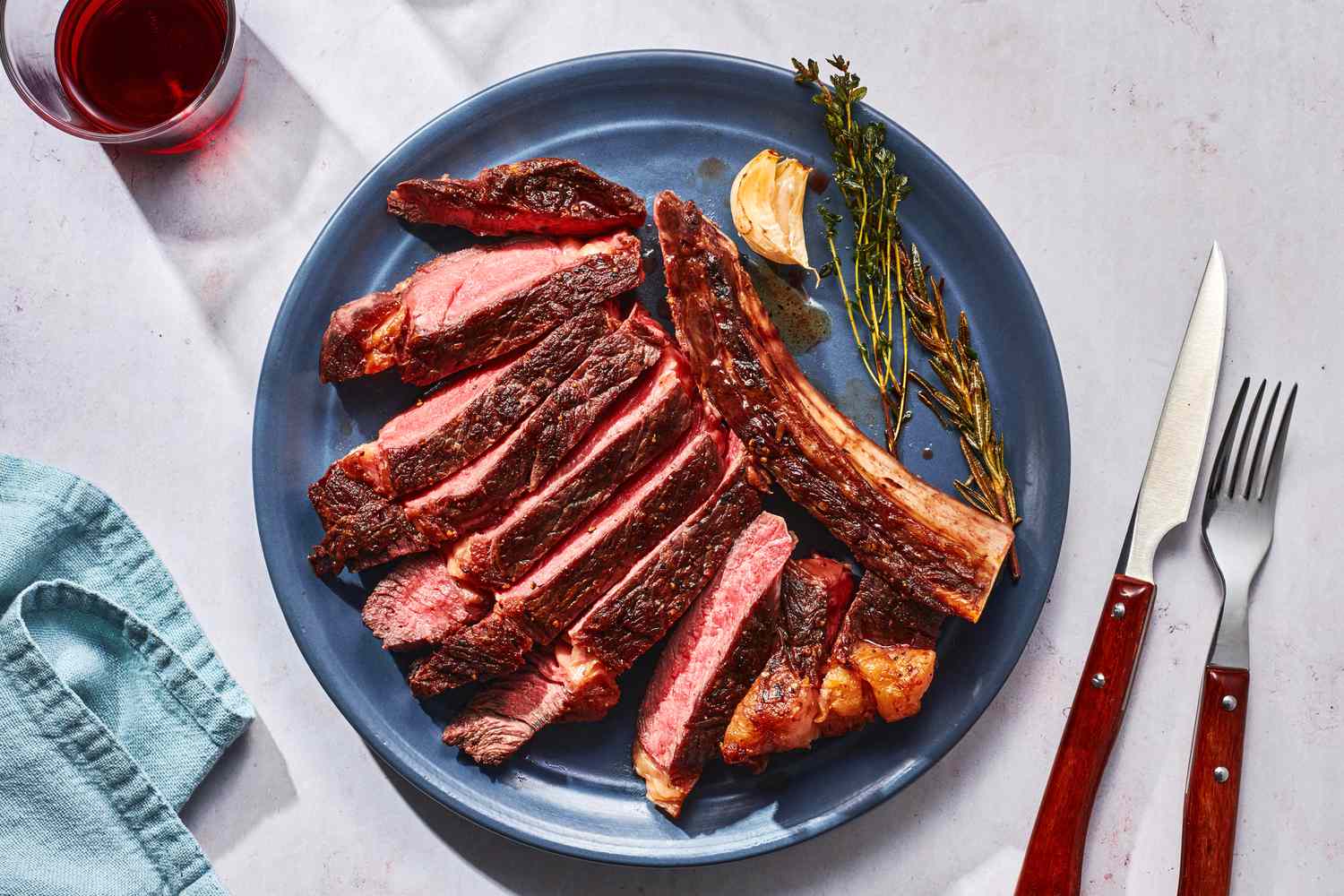 Pan-Seared Ribeye with Garlic Butter | AislePrompt