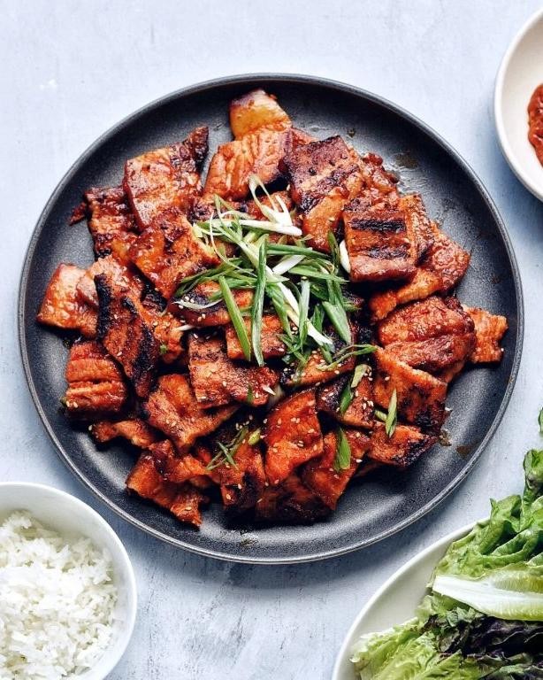 Crispy Korean-Style Pork Belly with Spicy Gochujang Sauce